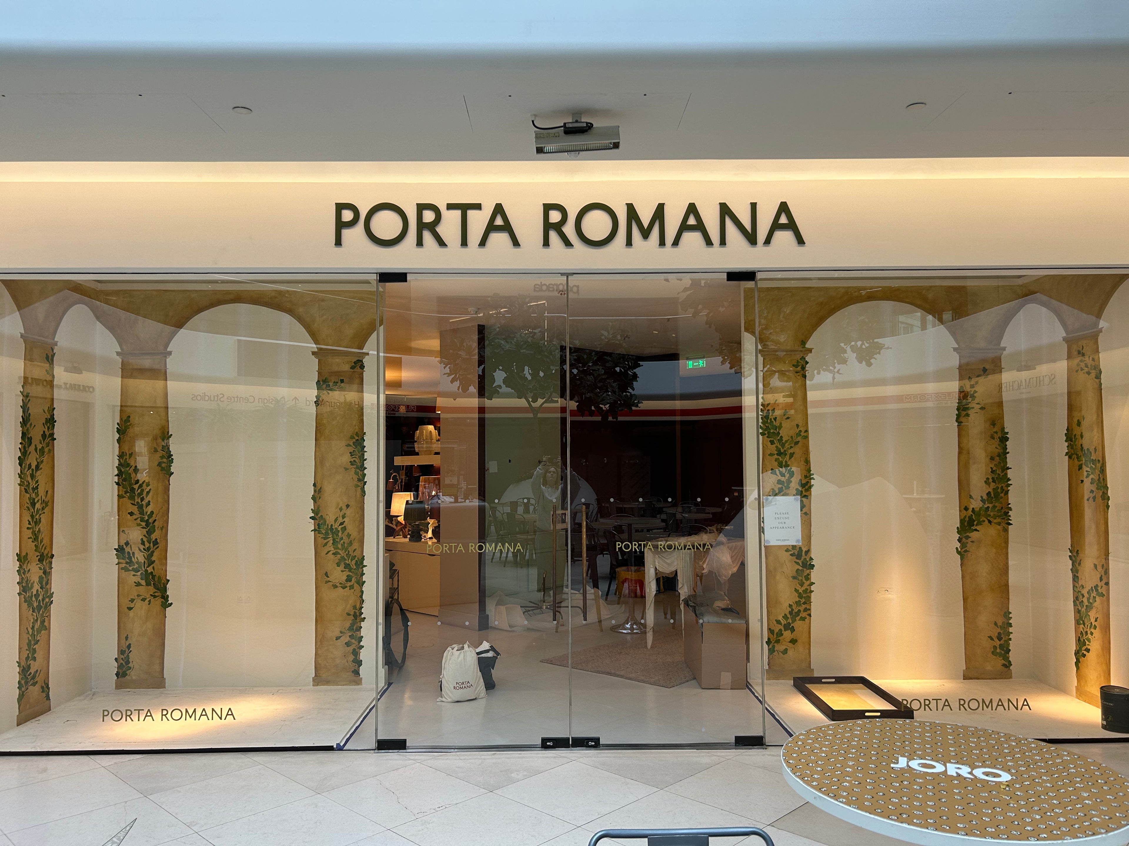 Porta Romana | Traces